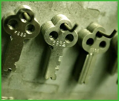 Atlantic Locksmith Store Watertown, CT 203-893-4133 - 3-Locksmith-key-service